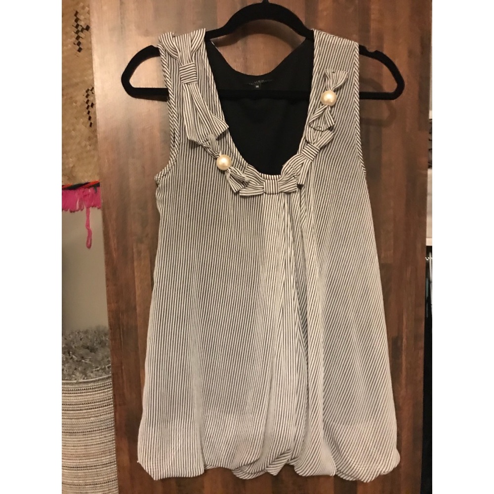 Striped tunic with pearls